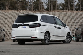 2022款本田艾力绅