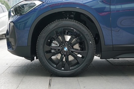 2022款宝马X1