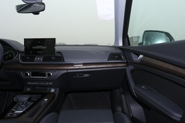 2022款奥迪Q5L
