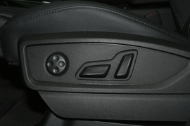 2022款奥迪Q5L