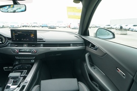 2022款奥迪A4L