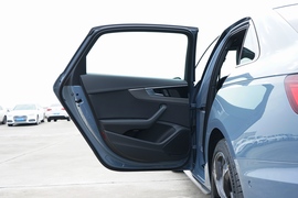 2022款奥迪A4L