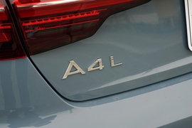 2022款奥迪A4L