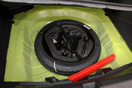 2022款吉利缤瑞COOL