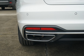 2022款奥迪A4L