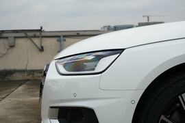 2022款奥迪A4L