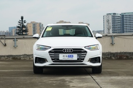 2022款奥迪A4L