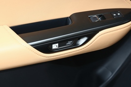 2022款雷克萨斯NX