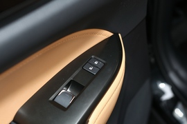 2022款雷克萨斯NX