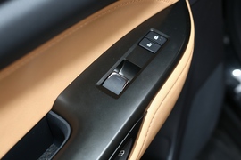 2022款雷克萨斯NX