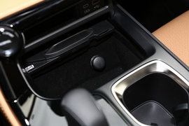 2022款雷克萨斯NX