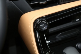 2022款雷克萨斯NX