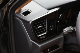 2022款雷克萨斯NX