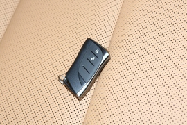 2022款雷克萨斯NX