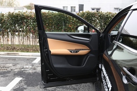 2022款雷克萨斯NX