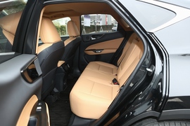   2022款雷克萨斯NX 260 前驱 创悦版