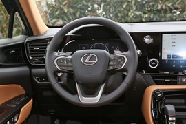 2022款雷克萨斯NX