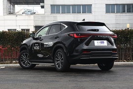 2022款雷克萨斯NX