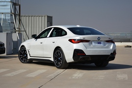 2022款宝马i4