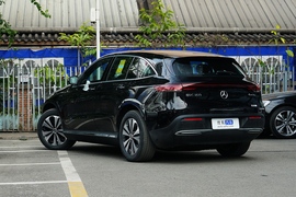 2022款奔驰EQC
