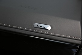 2022款长安UNI-K新能源