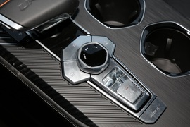 2022款长安UNI-K新能源