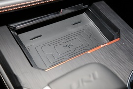 2022款长安UNI-K新能源