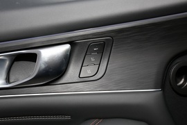 2022款长安UNI-K新能源