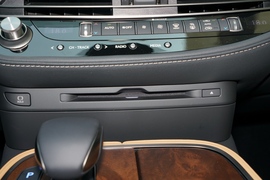 2021款雷克萨斯LS