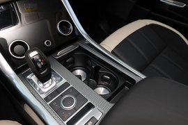 2022款路虎揽胜运动版