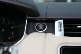 2022款路虎揽胜运动版