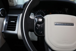 2022款路虎揽胜运动版