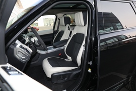 2022款路虎揽胜运动版