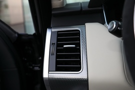 2022款路虎揽胜运动版