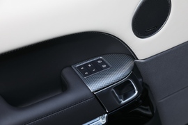 2022款路虎揽胜运动版