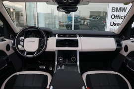 2022款路虎揽胜运动版