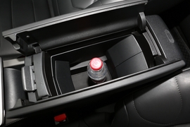 2022款雪铁龙凡尔赛C5