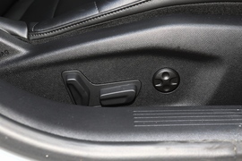 2022款雪铁龙凡尔赛C5