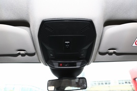 2022款雪铁龙凡尔赛C5