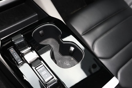 2022款雪铁龙凡尔赛C5