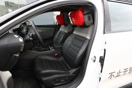 2022款雪铁龙凡尔赛C5