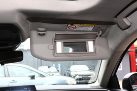 2022款雪铁龙凡尔赛C5