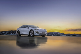 2022款长安深蓝C385