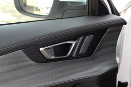 2022款奇瑞瑞虎8