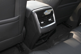 2022款奇瑞瑞虎8