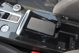 2022款奇瑞瑞虎8