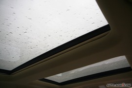 2009款奔驰E300试驾