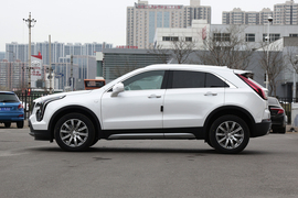 2022款凯迪拉克XT4