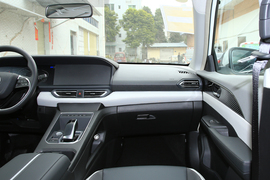 2022款东风风神E70