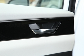 2022款东风风神E70